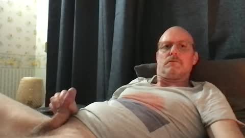 Snapshot of arn7169 chatting on April 15, 7:58 pm Arn online show from April 15, 7:58 pm