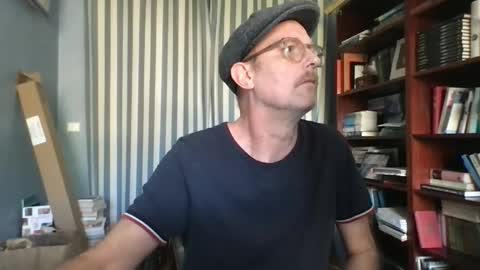 Snapshot of arn7169 chatting on April 17, 12:19 pm Arn online show from April 17, 12:19 pm