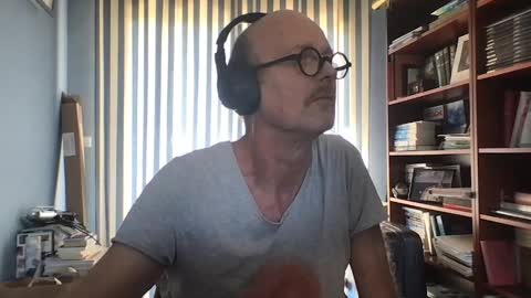 Snapshot of arn7169 chatting on May 9, 10:42 am Arn online show from May 9, 10:42 am