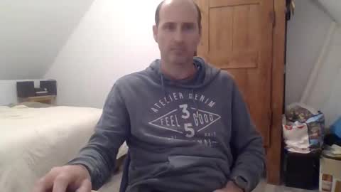 Snapshot of arnaud502700 chatting on March 9, 10:52 pm arnaud502700 online show from March 9, 10:52 pm