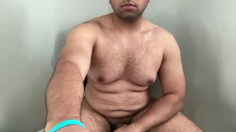 Snapshot of arnicbod chatting on April 9, 10:37 pm arnicbod online show from April 9, 10:37 pm