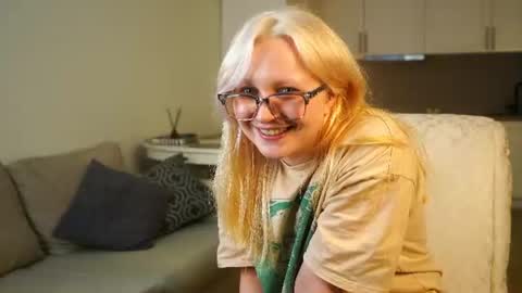 you can call me Lana online show from June 21, 6:21 pm