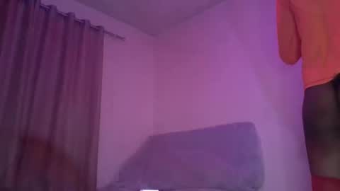 Snapshot of arombadacufofo chatting on October 4, 8:18 pm Cute Ass Princess online show from October 4, 8:18 pm