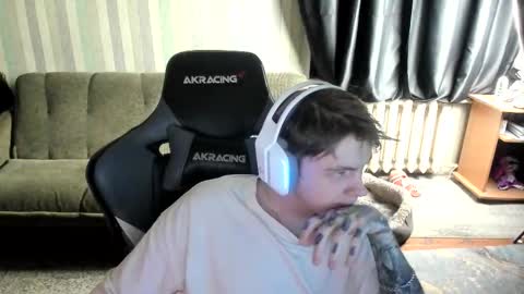 biggest penis  online show from December 4, 6:34 am