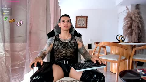 DarkMaster online show from April 4, 4:04 pm