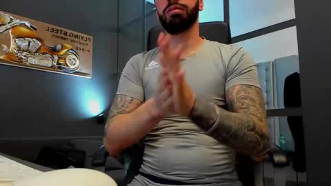 AronGrant online show from December 14, 10:42 am