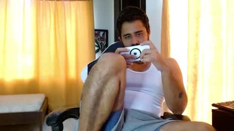 Snapshot of aronmiller404 chatting on December 2, 9:10 pm aronmiller online show from December 2, 9:10 pm