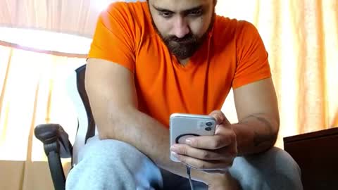 Snapshot of aronmiller404 chatting on February 16, 3:52 pm aronmiller online show from February 16, 3:52 pm