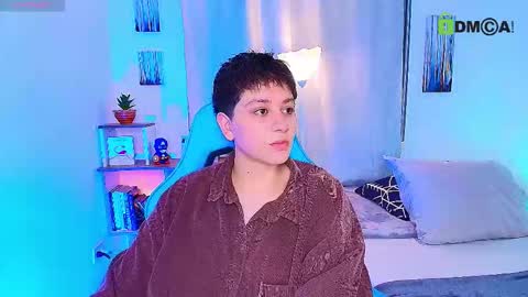 noah and ivy online show from October 11, 4:12 am