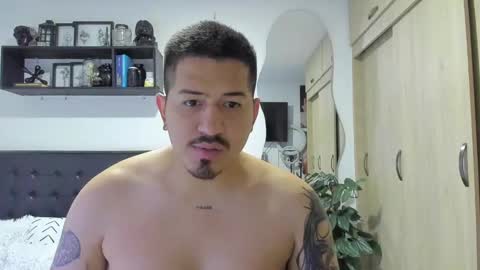 Snapshot of aronwilliams69 chatting on September 17, 11:50 pm ARON  Independent model  online show from September 17, 11:50 pm