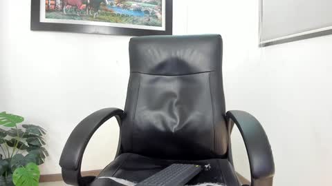   online show from February 4, 2:28 am