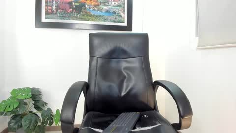   online show from February 9, 2:06 am