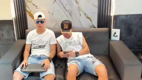 Snapshot of aroon_sexx21 chatting on May 28, 3:37 am Aroon online show from May 28, 3:37 am