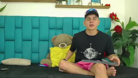Snapshot of aroon_sexx21 chatting on June 6, 2:11 pm Aroon online show from June 6, 2:11 pm