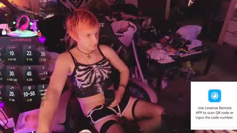 Snapshot of arrisfin66696 chatting on October 31, 12:17 pm arrisfin66696 online show from October 31, 12:17 pm