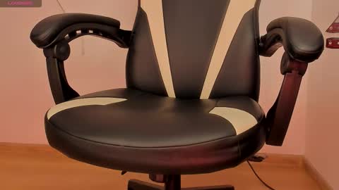 Arshi online show from December 16, 7:30 pm