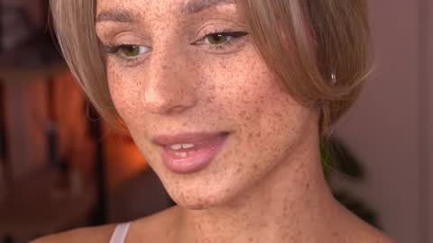 Snapshot of artease chatting on February 22, 2:30 pm Arti Next Streams - online show from February 22, 2:30 pm