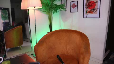 Chloe  online show from February 12, 1:19 am