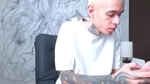   online show from September 28, 12:10 pm