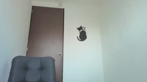   online show from November 22, 11:09 am