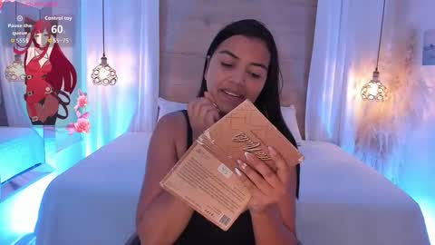 Snapshot of arteemisaa chatting on February 18, 2:40 am arteemisaa online show from February 18, 2:40 am