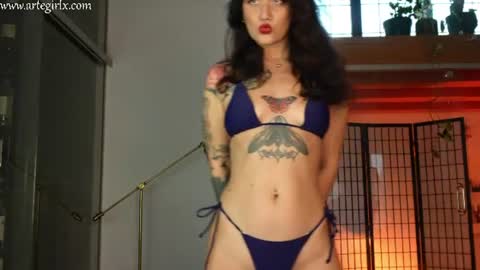 Snapshot of artegirlx chatting on July 18, 5:28 pm Maya online show from July 18, 5:28 pm