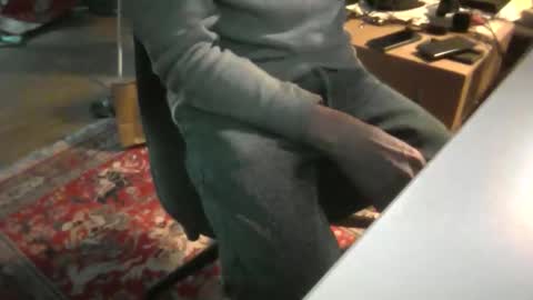 Snapshot of artesian99 chatting on March 6, 4:03 pm artesian99 online show from March 6, 4:03 pm