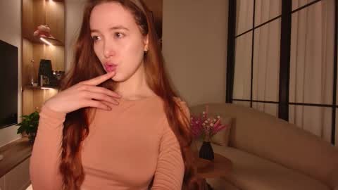 Snapshot of artexcite_ chatting on January 6, 2:59 am Lina online show from January 6, 2:59 am