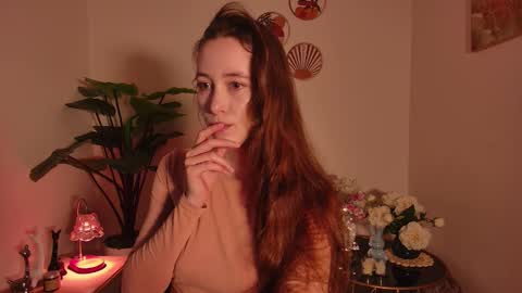 Snapshot of artexcite_ chatting on February 4, 7:25 am Lina online show from February 4, 7:25 am