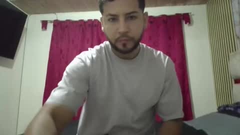 arthur1718 online show from March 9, 1:42 am