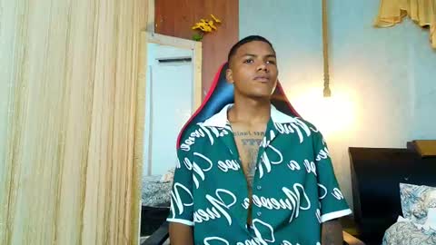Snapshot of arthur_collins_ chatting on May 19, 8:26 pm ARTHUR online show from May 19, 8:26 pm
