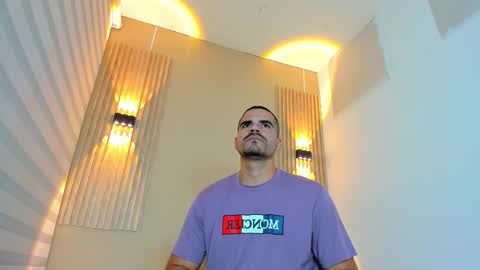 arthur_howard online show from December 22, 3:47 am