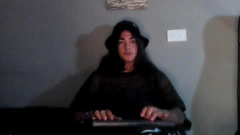 Snapshot of arthur_hunter chatting on January 22, 6:42 am I AM HERE online show from January 22, 6:42 am