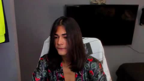 Snapshot of arthur_hunter chatting on March 11, 2:32 am I AM HERE online show from March 11, 2:32 am