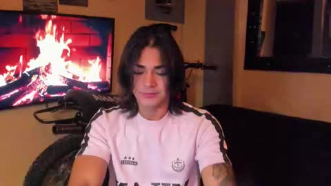 Snapshot of arthur_hunter chatting on February 6, 11:52 pm I AM HERE online show from February 6, 11:52 pm