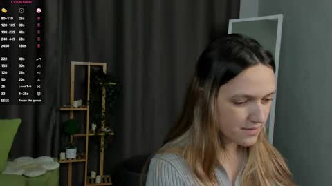 Sara online show from October 14, 7:47 pm