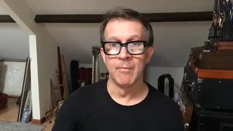 artisterotic online show from February 26, 10:36 am