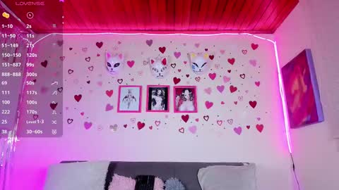 Snapshot of artmiajoy chatting on February 25, 3:49 pm MIA OF artmiajoy online show from February 25, 3:49 pm