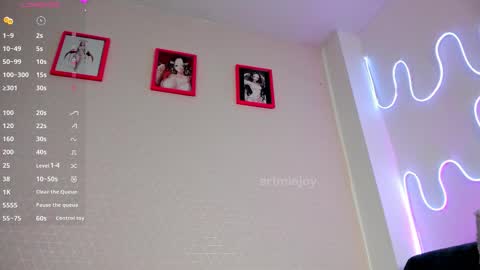 MIA OF artmiajoy online show from January 8, 11:01 am