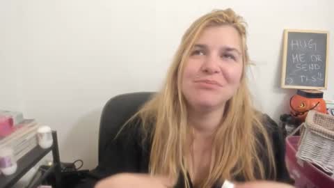 MIA online show from March 19, 8:57 pm