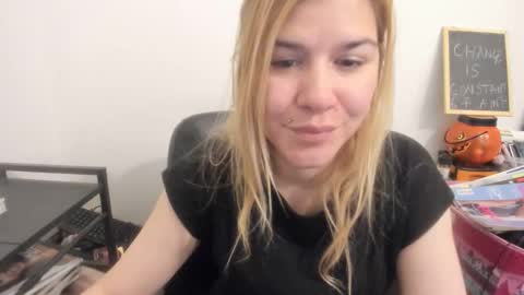 MIA online show from April 9, 9:15 am