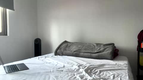 Andreias Lux online show from September 25, 7:06 pm