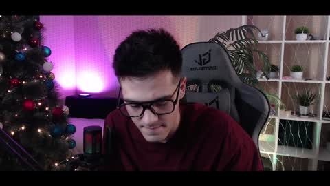 Artur Cumalot online show from December 3, 1:30 am