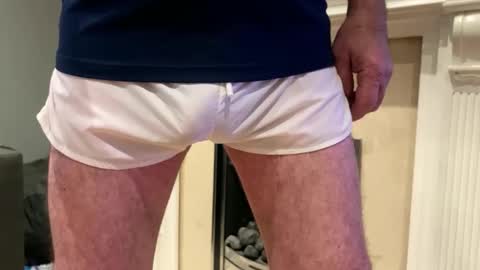 artybee online show from November 9, 7:23 pm