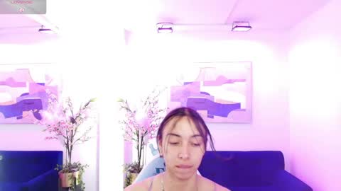 Snapshot of ary_gala chatting on May 25, 11:27 am ARY. online show from May 25, 11:27 am