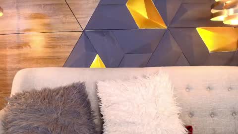 Snapshot of ary_hanna chatting on April 22, 11:12 am sofia online show from April 22, 11:12 am