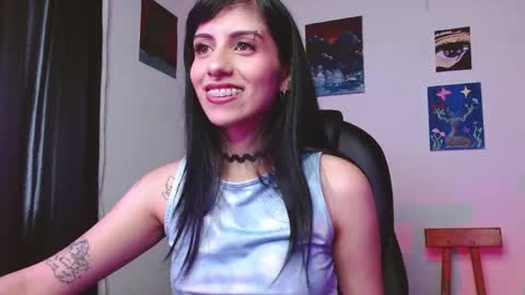 Snapshot of ary_pieerce chatting on April 16, 6:41 pm Independent Model online show from April 16, 6:41 pm
