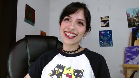 Snapshot of ary_pieerce chatting on May 21, 1:01 am Independent Model online show from May 21, 1:01 am