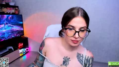 Snapshot of arya_deepthroat_queen chatting on September 27, 1:10 am Arya  Fn  Talented Arya   online show from September 27, 1:10 am