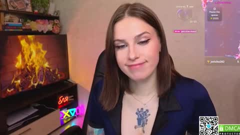 Snapshot of arya_deepthroat_queen chatting on October 15, 4:51 pm Arya  Fn  Talented Arya   online show from October 15, 4:51 pm